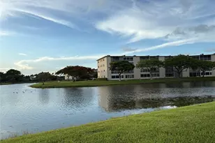 4046 Guildford C, Boca Raton, FL 33434 - Photo 2