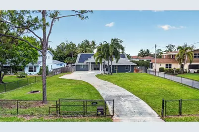 5361 N Palm Way, Lake Worth Beach, FL 33463 - Photo 2