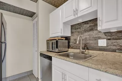2116 Sherwood Forest Boulevard #28, West Palm Beach, FL 33415 - Photo 20