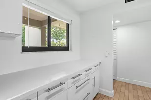 110 NW 70th St, Boca Raton, FL 33487 - Photo 8