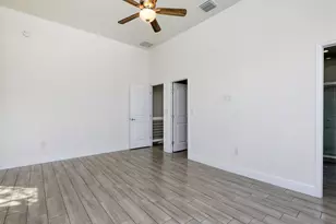 102 NW 41st St, Oakland Park, FL 33309 - Photo 26
