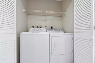 2047 NW 45th Ave, Coconut Creek, FL 33066 - Photo 14