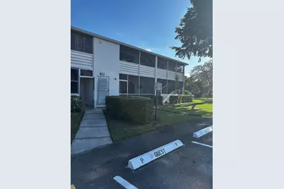 284 Windsor M, West Palm Beach, FL 33417 - Photo 1