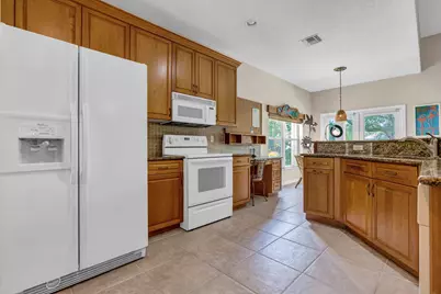 6546 NW 112th Avenue, Parkland, FL 33076 - Photo 10