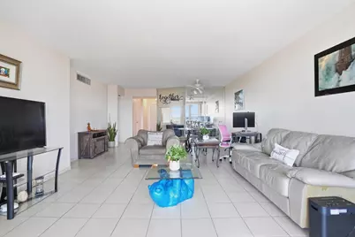 1750 NE 191st Street #811, North Miami Beach, FL 33179 - Photo 10
