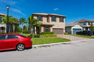 4819 Chantilly Rd, Lake Worth, FL 33467 - Photo 2