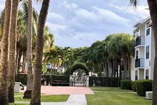 718 Executive Center Dr, West Palm Beach, FL 33401 - Photo 12