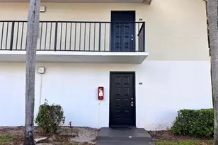 718 Executive Center Dr, West Palm Beach, FL 33401 - Photo 8
