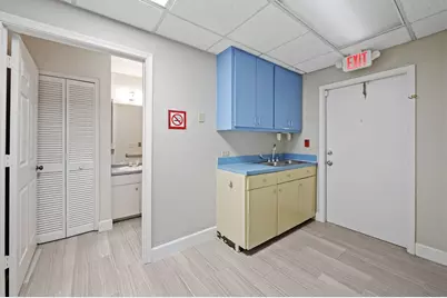 1501 Presidential Way #9, West Palm Beach, FL  - Photo 6