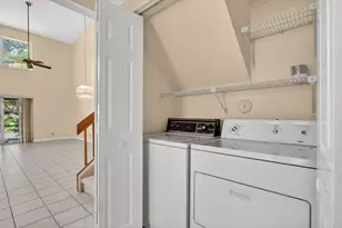 7364 Pinewalk Dr S, Margate, FL 33063 - Photo 36