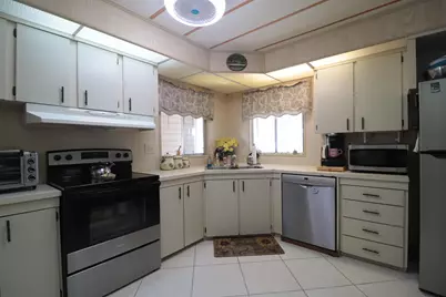 48002 Jaruco Bay, Boynton Beach, FL 33436 - Photo 18