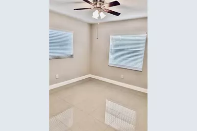 22592 Lombard Avenue, Boca Raton, FL 33428 - Photo 6