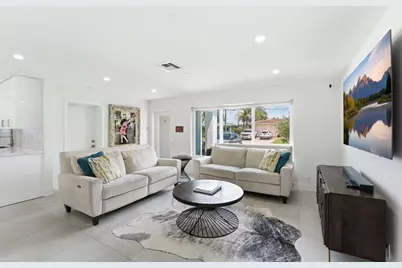 120 SE 12th Court, Pompano Beach, FL 33060 - Photo 4