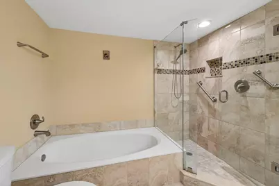 9681 E Sills Dr E #102, Boynton Beach, FL 33437 - Photo 18