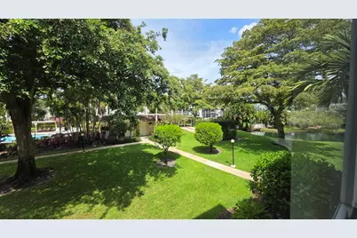 5161 W Oakland Park Boulevard #206, Lauderdale Lakes, FL 33313 - Photo 12