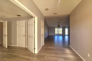 1941 SW Hampshire Ln, Port Saint Lucie, FL 34953 - Photo 2