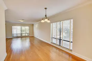 17768 Maplewood Dr, Boca Raton, FL 33487 - Photo 6