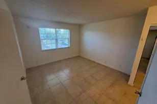 1500 SE Royal Green Cir, Port Saint Lucie, FL 34952 - Photo 4