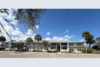 1500 SE Royal Green Circle #203, Port Saint Lucie, FL 34952 - Photo 2