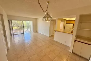 1500 SE Royal Green Cir, Port Saint Lucie, FL 34952 - Photo 8