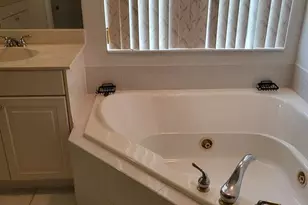 121 Tuscany Dr, Royal Palm Beach, FL 33411 - Photo 10