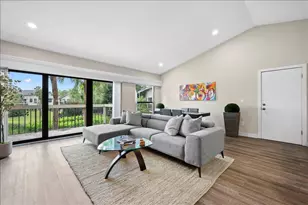 11863 Wimbledon Circle, Wellington, FL 33414 - Photo 18