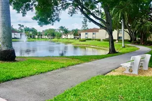 441 Pine Glen Ln, Greenacres, FL 33463 - Photo 16