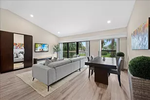 11863 Wimbledon Circle, Wellington, FL 33414 - Photo 4