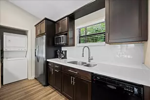 11863 Wimbledon Circle, Wellington, FL 33414 - Photo 8