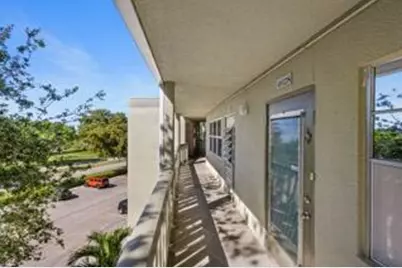4028 Berkshire #B, Deerfield Beach, FL 33442 - Photo 16