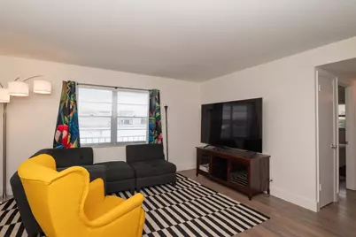 401 N J Street #9, Lake Worth Beach, FL 33460 - Photo 4