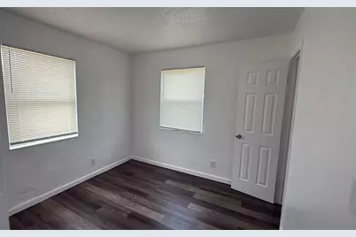 1021 Henrietta Avenue #1, West Palm Beach, FL 33401 - Photo 4