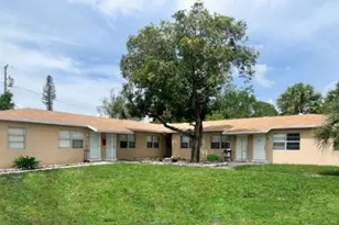1021 Henrietta Ave, West Palm Beach, FL 33401 - Photo 1