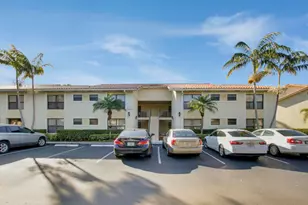 1524 Lake Crystal Dr, West Palm Beach, FL 33411 - Photo 1