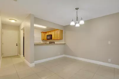 1524 Lake Crystal Drive #H, West Palm Beach, FL 33411 - Photo 2