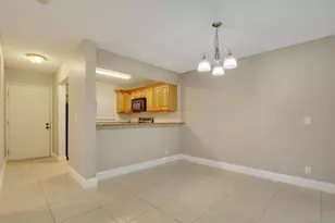 1524 Lake Crystal Dr, West Palm Beach, FL 33411 - Photo 2