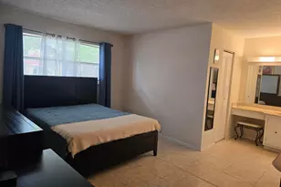 177 Lake Dora Dr, West Palm Beach, FL 33411 - Photo 14