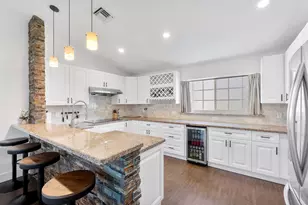 9800 NW 9th Ct, Plantation, FL 33324 - Photo 12
