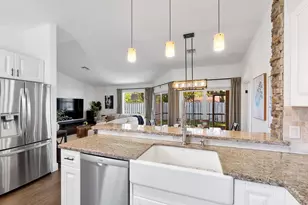 9800 NW 9th Ct, Plantation, FL 33324 - Photo 10
