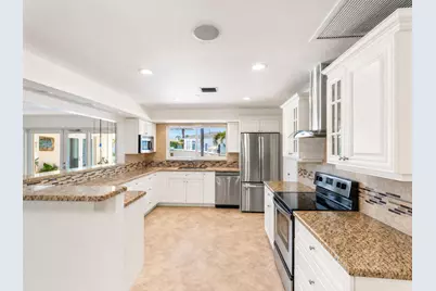 330 SE 10th Street, Pompano Beach, FL 33060 - Photo 2