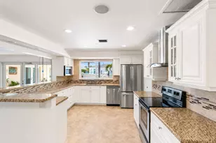 330 SE 10th St, Pompano Beach, FL 33060 - Photo 2