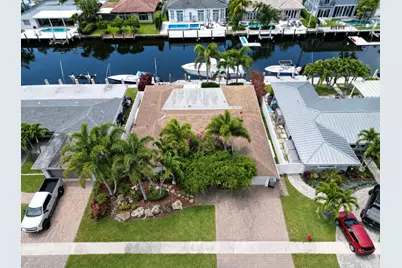 330 SE 10th Street, Pompano Beach, FL 33060 - Photo 18