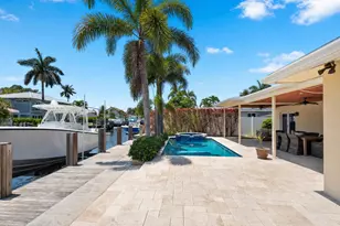 330 SE 10th St, Pompano Beach, FL 33060 - Photo 14