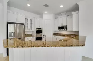 119 Steeple Cir, Jupiter, FL 33458 - Photo 10