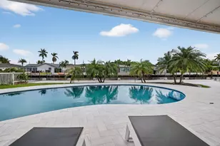 2720 NE 59th St, Fort Lauderdale, FL 33308 - Photo 2