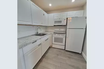 10 Hastings A, West Palm Beach, FL 33417 - Photo 2