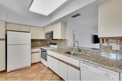 7370 S Oriole Boulevard #607, Delray Beach, FL 33446 - Photo 8