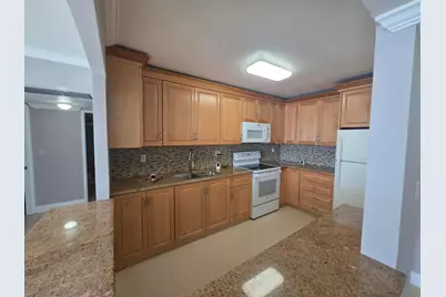 3701 N Country Club Drive #1008, Aventura, FL 33180 - Photo 18
