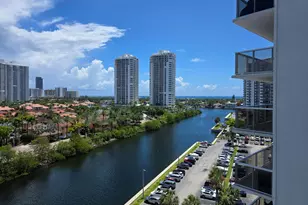 3701 N Country Club Dr, Aventura, FL 33180 - Photo 4