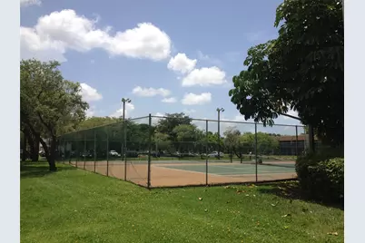 721 N Pine Island Road #207, Plantation, FL 33324 - Photo 20